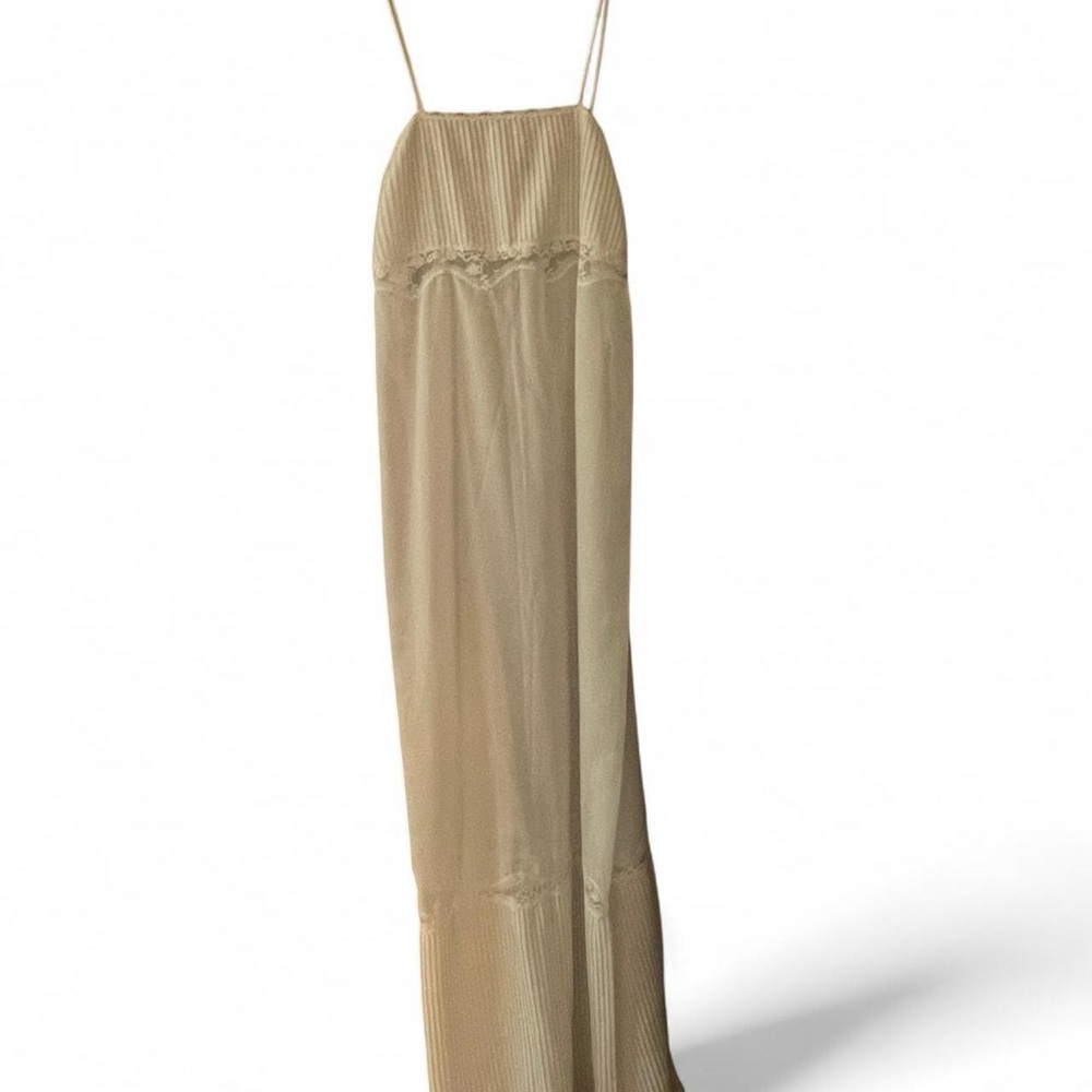Elegant Beige Maxi Dress